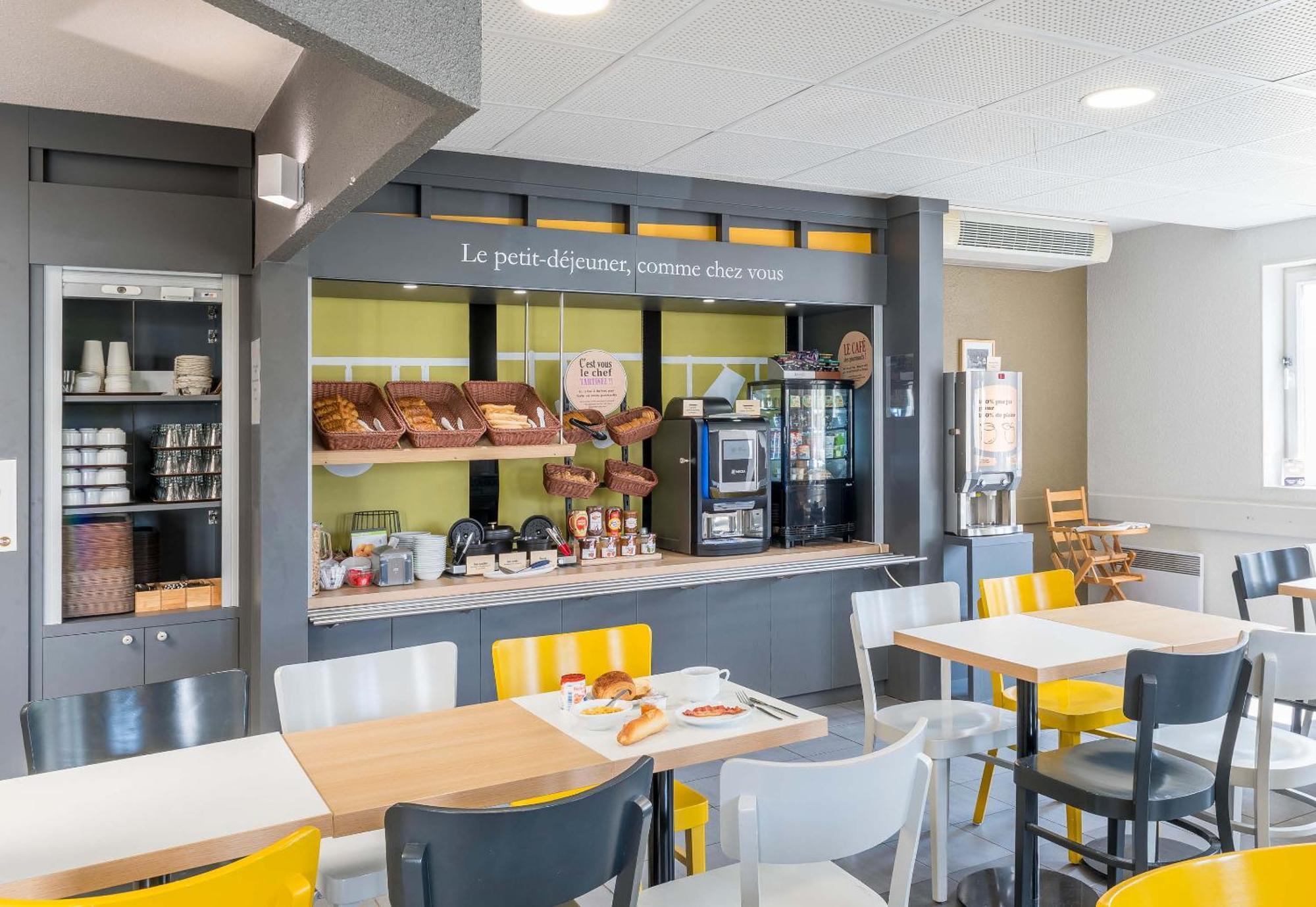 B&B Hotel Angers 2 Universite Beaucouze Bagian luar foto