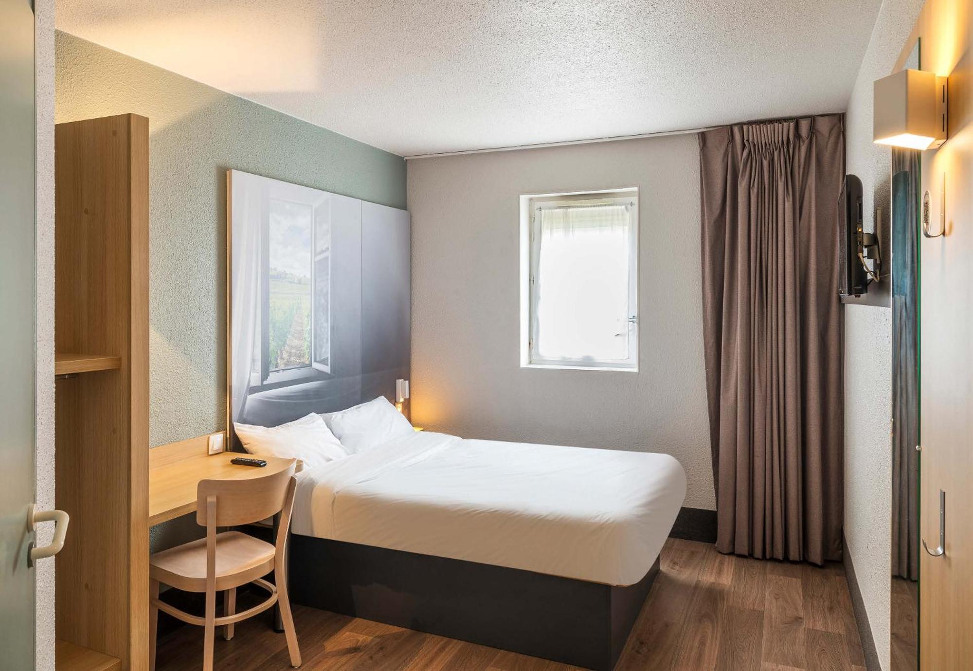 B&B Hotel Angers 2 Universite Beaucouze Bagian luar foto