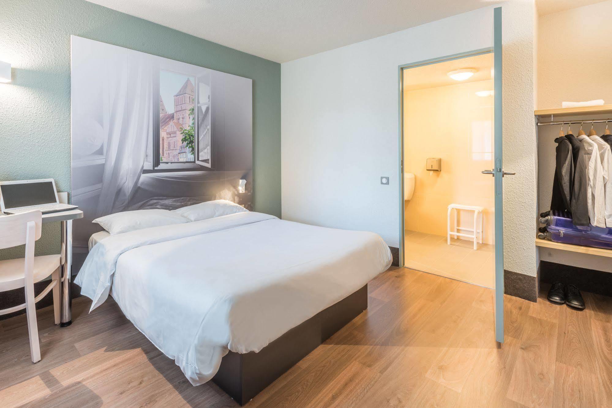 B&B Hotel Angers 2 Universite Beaucouze Bagian luar foto