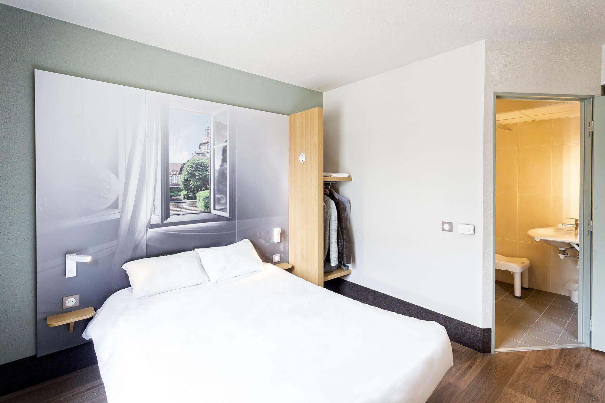 B&B Hotel Angers 2 Universite Beaucouze Bagian luar foto